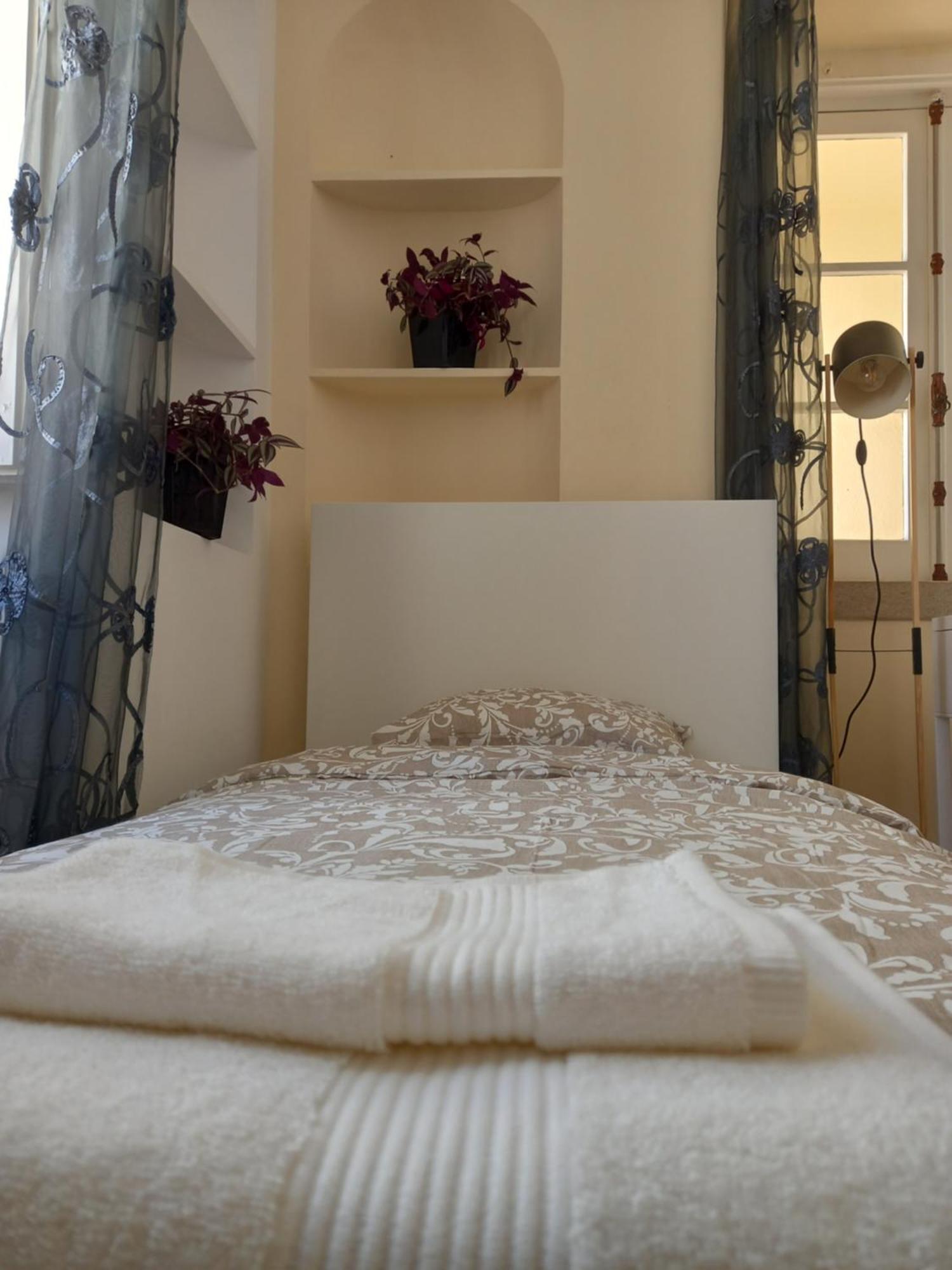 Casa Blanca Hostel Peniche Bagian luar foto