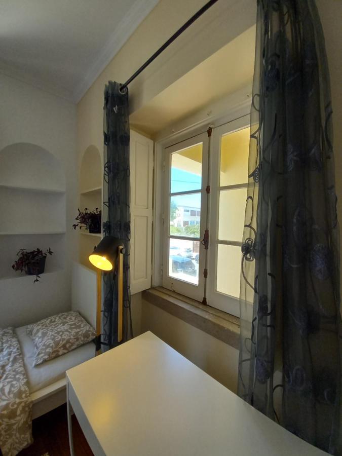 Casa Blanca Hostel Peniche Bagian luar foto