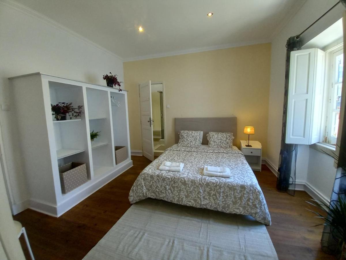 Casa Blanca Hostel Peniche Bagian luar foto
