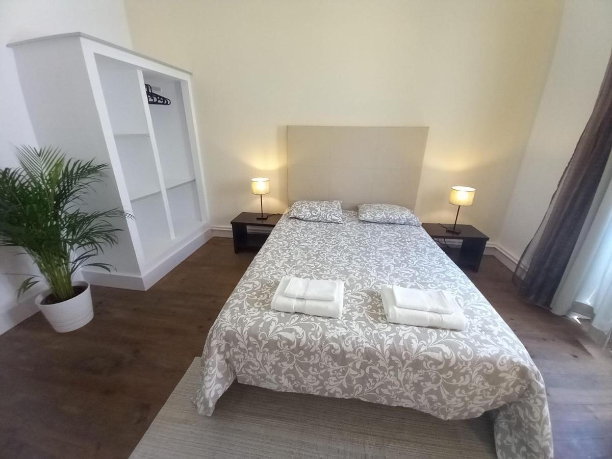 Casa Blanca Hostel Peniche Bagian luar foto
